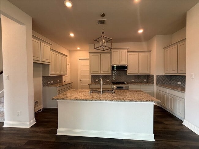 Building Photo - 10927 Perennial Mist Dr