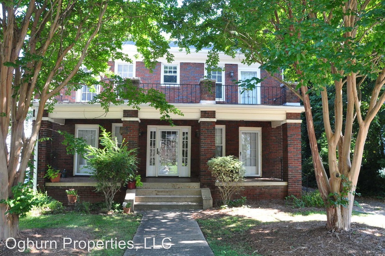 Primary Photo - 2061 Craig St