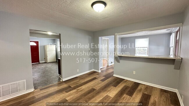 Building Photo - 2711 Dunlap-