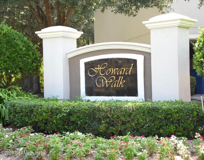 Foto del edificio - 11628 HICKORY OAK Dr