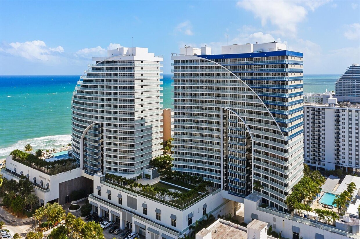 Primary Photo - 3101 Bayshore Dr