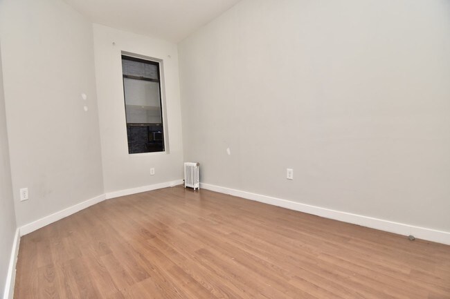 Building Photo - 530 West 159th Street