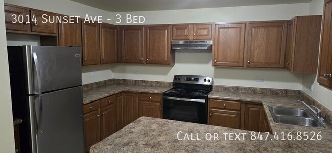 Foto del edificio - 3014 Sunset Ave