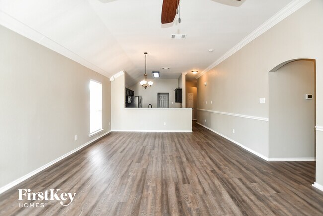 Foto del edificio - 600 Oak Hollow Trail