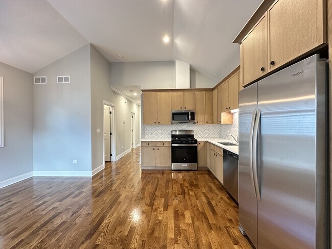 Foto del edificio - 527 N Springfield Ave