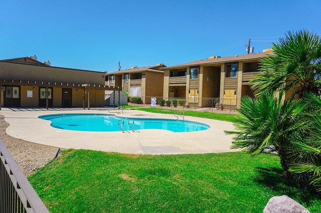Building Photo - 2871 Wheelwright Dr