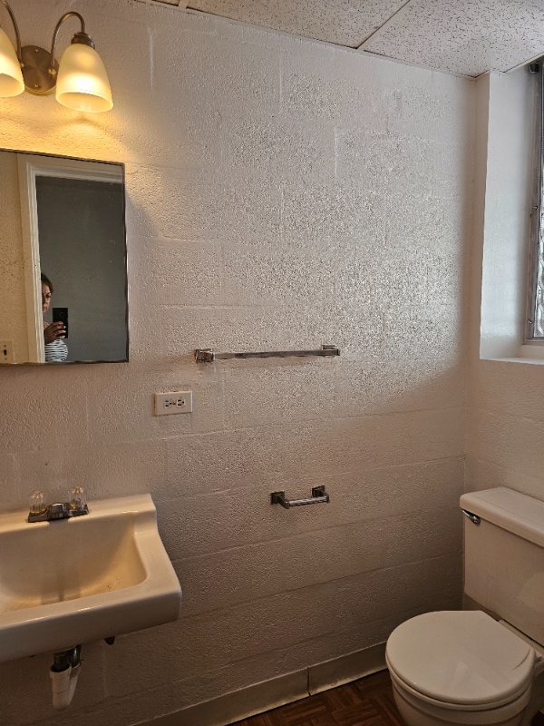 1142 S King St Unit 2011, Honolulu, HI 96814 Room for Rent in