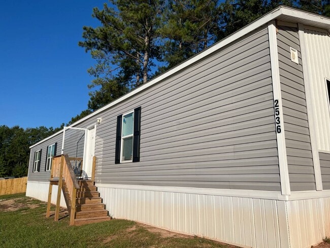 Building Photo - 2536 Redoubt Cir