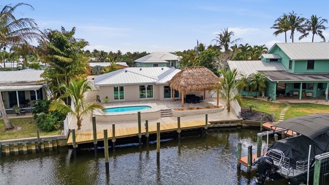 Photo - 1479 SW Seahawk Way House