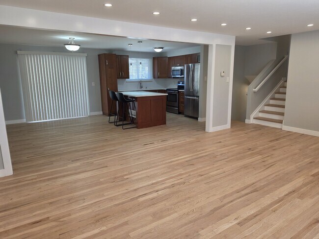 Foto del edificio - 1533 S Jamaica St