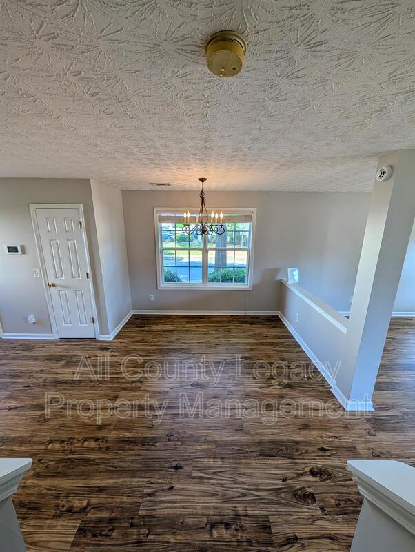 Building Photo - 117 Brockett Dr