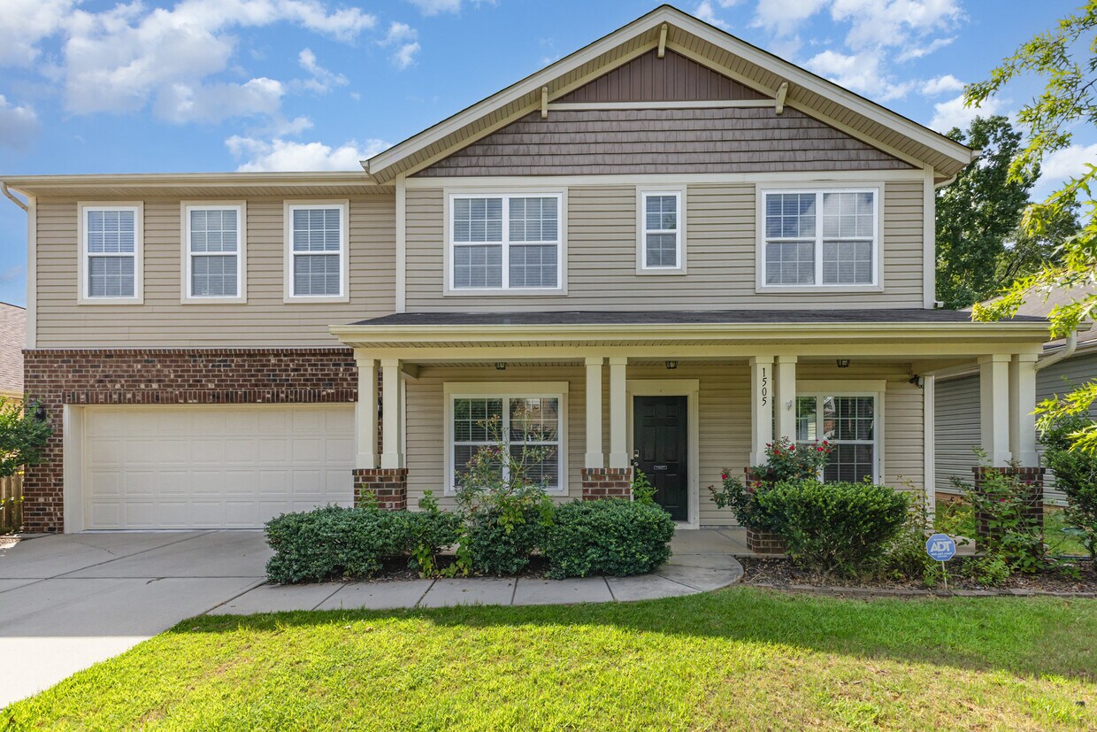 Foto principal - 1505 Yellow Daisy Dr