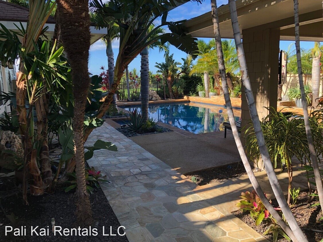 Primary Photo - 3 br, 4 bath House - 60 Moana Avenue