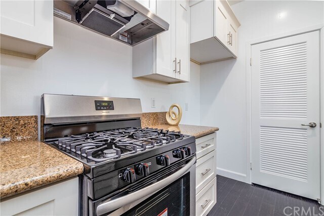 Foto principal - 11740 Vanowen St