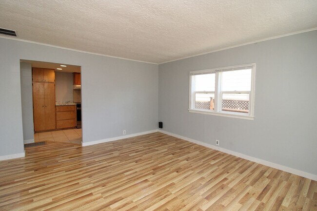 Foto del edificio - 6235 NE Shaver St