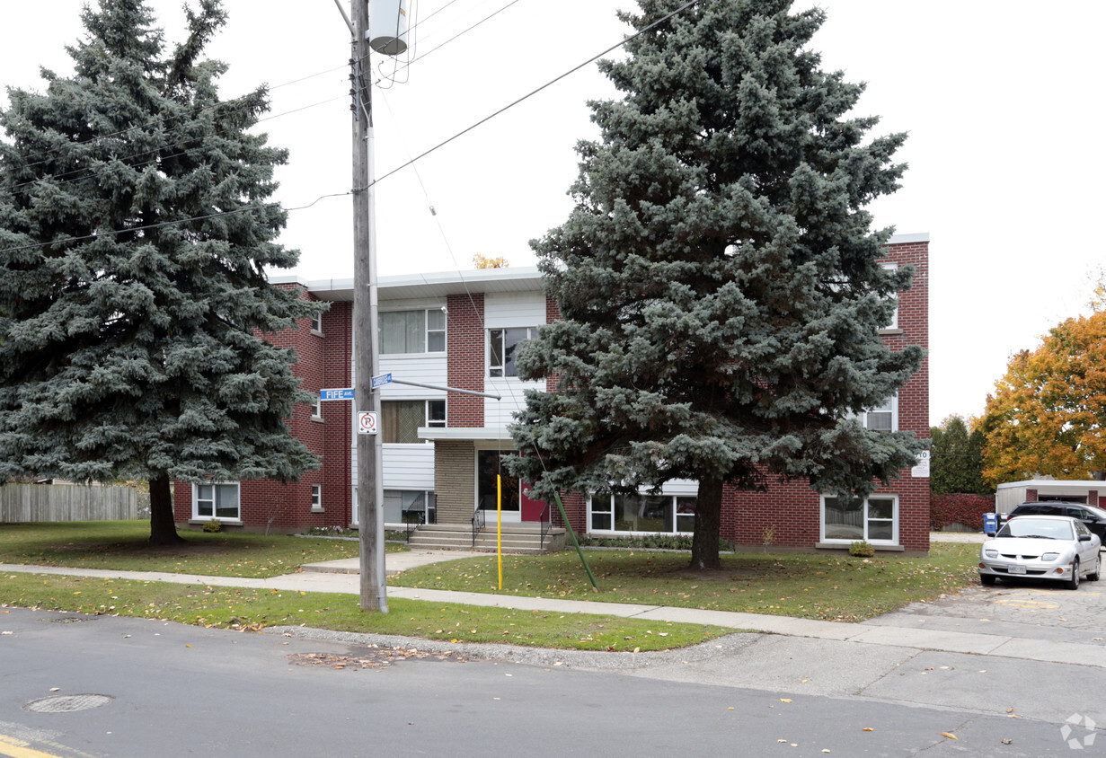 Primary Photo - 110 Fife Ave