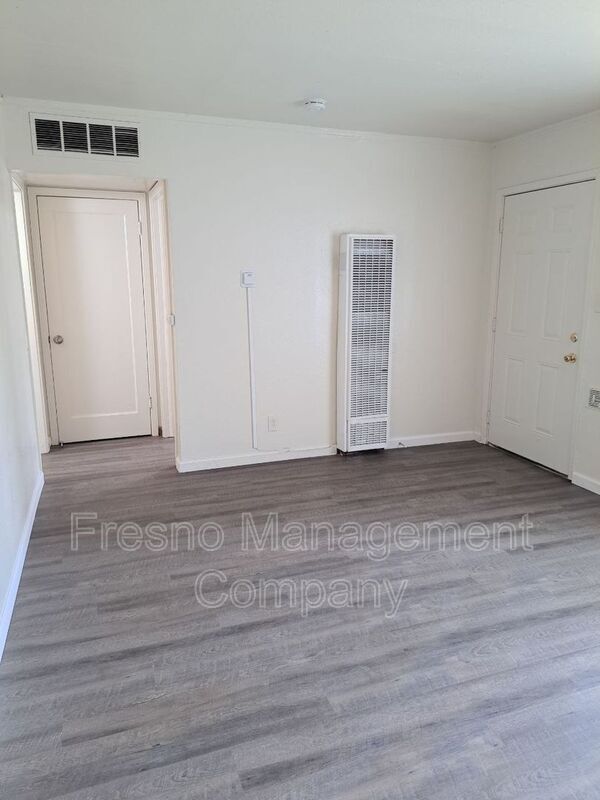 745 E La Sierra Dr, Fresno, CA 93728 House Rental in Fresno, CA