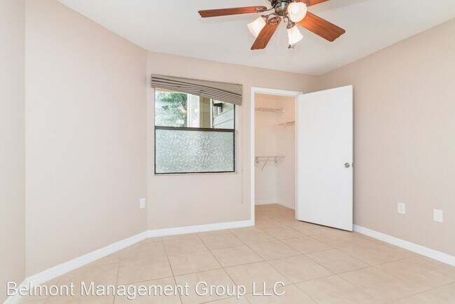Foto del edificio - 1 br, 1 bath House - 3036 Parkway Blvd #102