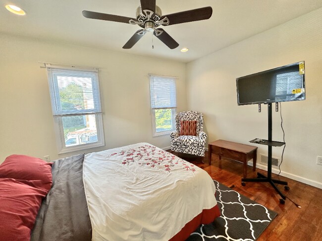 Foto del edificio - 1141 Vine St