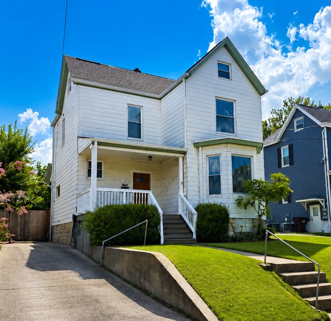 Photo - 1941 Delaware Ave*Charming 4 BR, 2 BA House in Norwood*