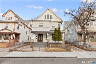 Building Photo - 48-50 Park Terrace