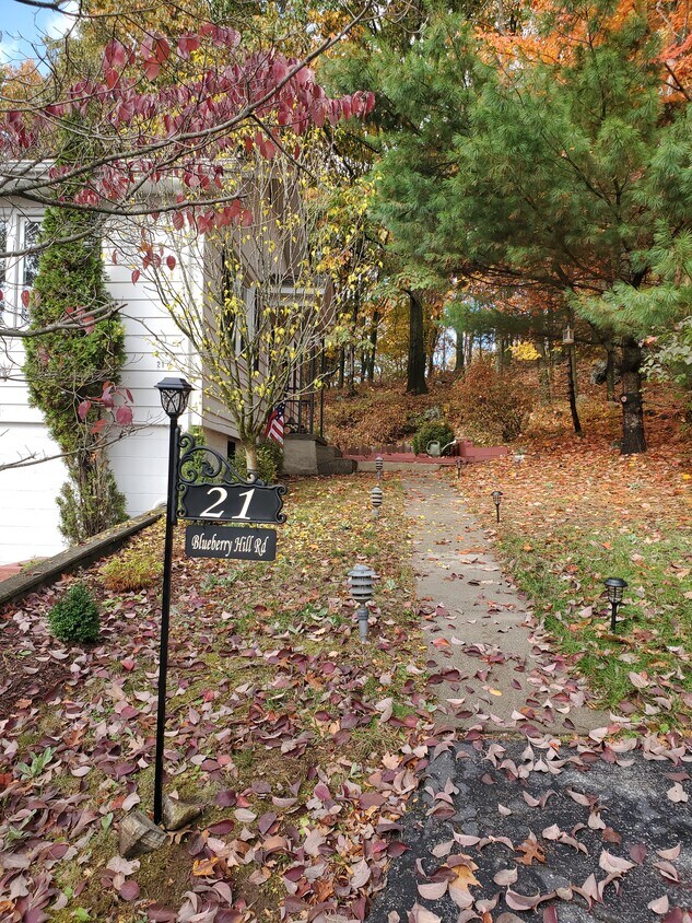 21 Blueberry Hill Rd, Mahopac, NY 10541 House Rental in Mahopac, NY