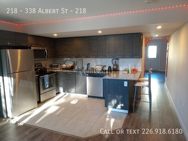 Photo du bâtiment - 338-338 Albert St