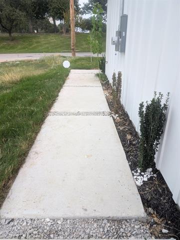 Building Photo - 5805 Riverside Dr