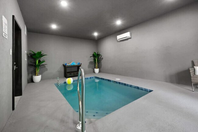 Foto del edificio - 2609 Stonebrook Dr