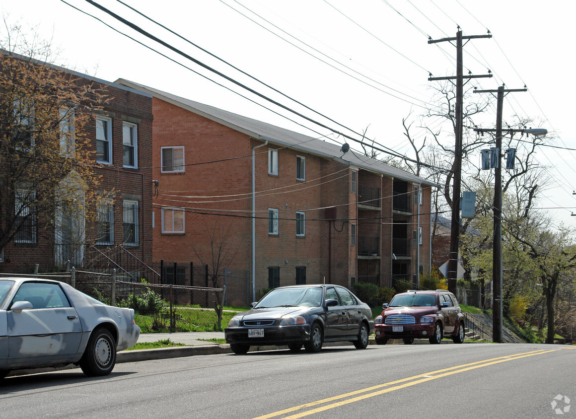 Exterior - Atlantic Street Apartment Homes