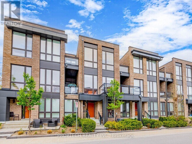 Building Photo - 45 Thorncrest Dr