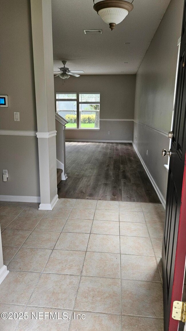Building Photo - 2203 TIMBERLAND Ct