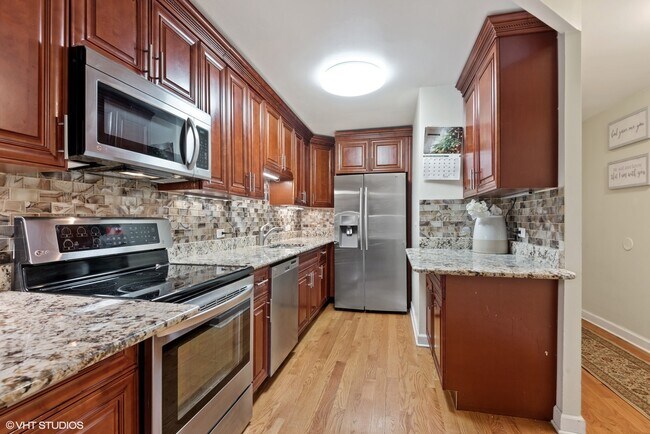 Foto del edificio - 5320 N Sheridan Rd
