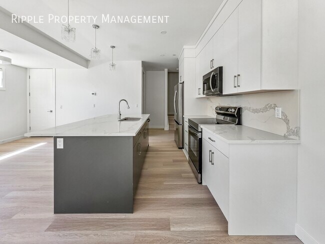Building Photo - BRAND NEW SPACIOUS 3 BEDS, 2.5 BATHS TOWNHOUSE | PRIME MONTGOMERY LOCATION NEAR THE RIVER