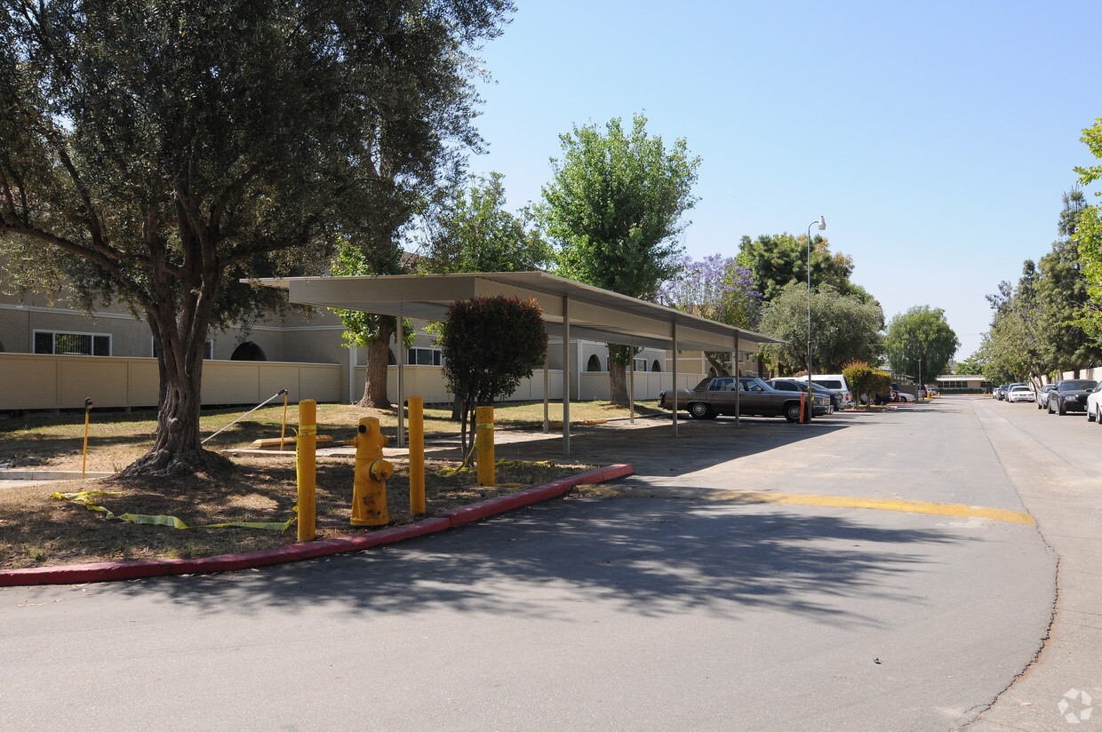 Building Photo - Meadowview Apartments II