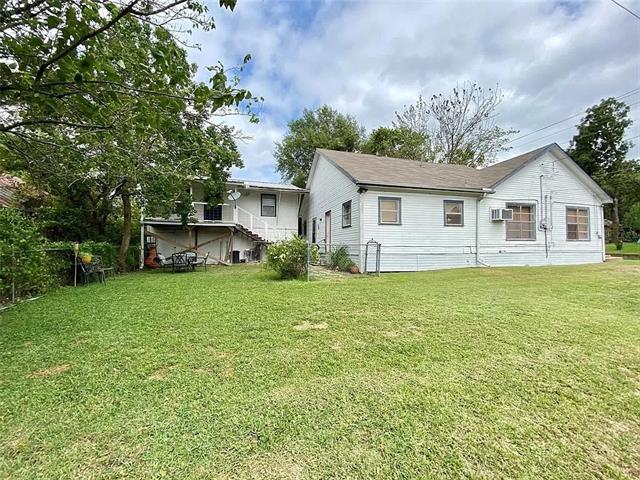 Primary Photo - 1611 S Park St