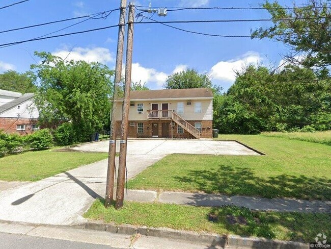 Building Photo - 1336 Hanson Ave