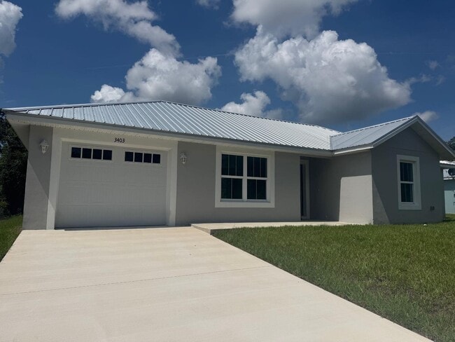 Building Photo - 3403 Gossamer Ave