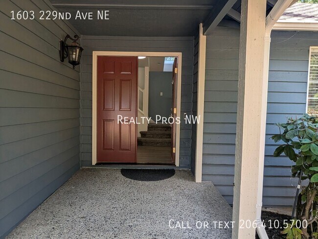 Foto del edificio - 1603 229th Ave NE