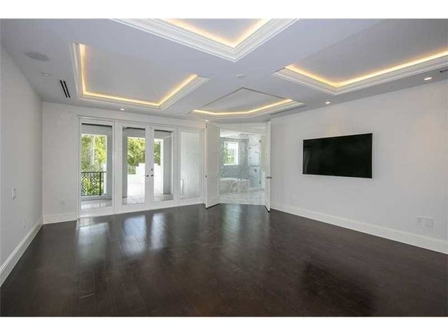 Building Photo - 170 Balfour Dr