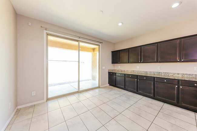 Building Photo - 23670 W Whyman Ave