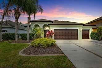 Building Photo - 27211 Fern Glade Ct