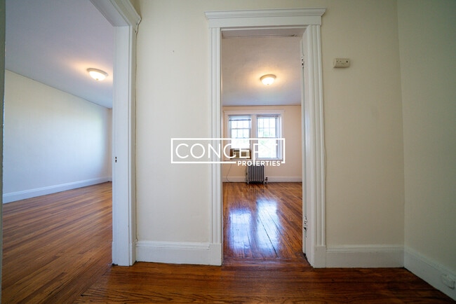 Building Photo - 56 Selkirk Rd