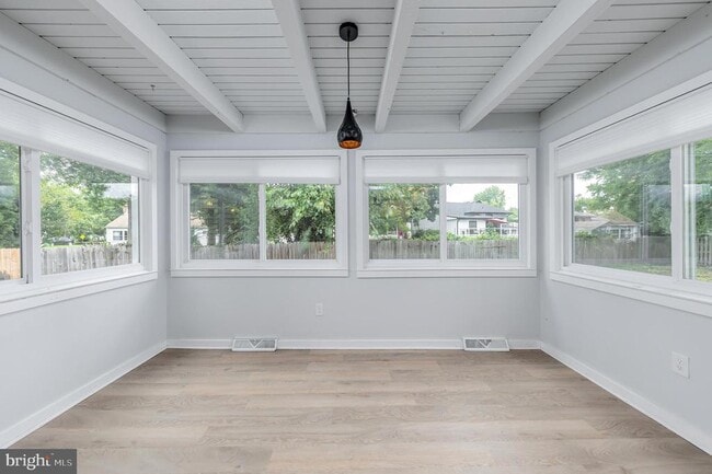 Building Photo - 115 Greenvale Ct