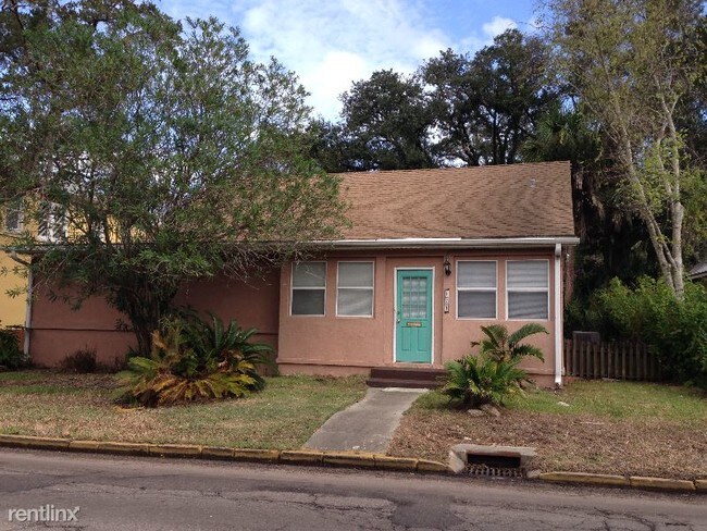 Building Photo - 3 br, 2 bath House - 171 Cordova st