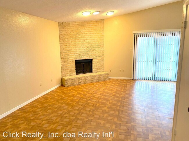 Foto del edificio - 2 br, 2 bath House - 11702 Bob White Dr