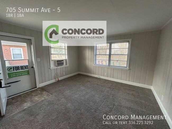 Foto del edificio - 705 Summit Ave