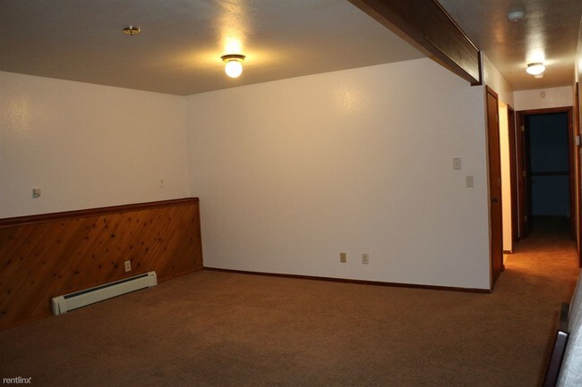 Building Photo - 4 br, 2 bath House - 24515 Thunder Bird Drive