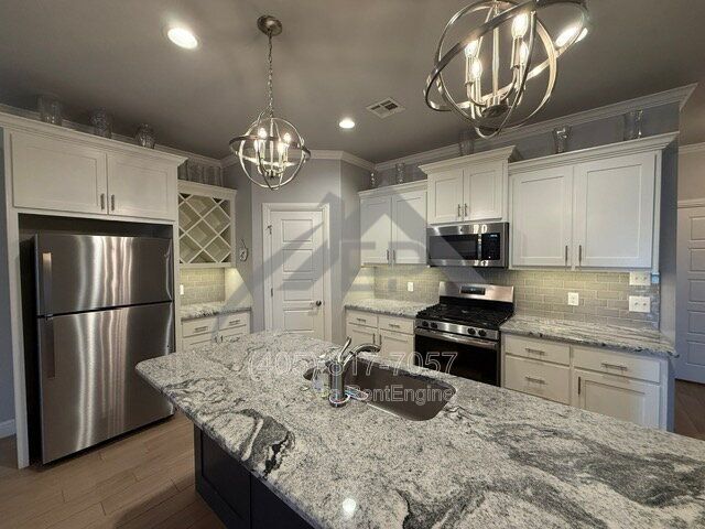 Foto del edificio - 10001 Glover River Dr