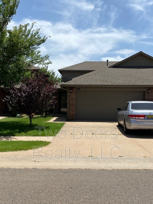 Foto principal - 11116 SW 5th St